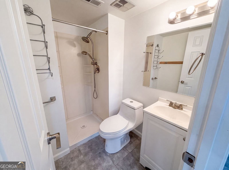 Photo 14 of 4378 Shady Drive NW