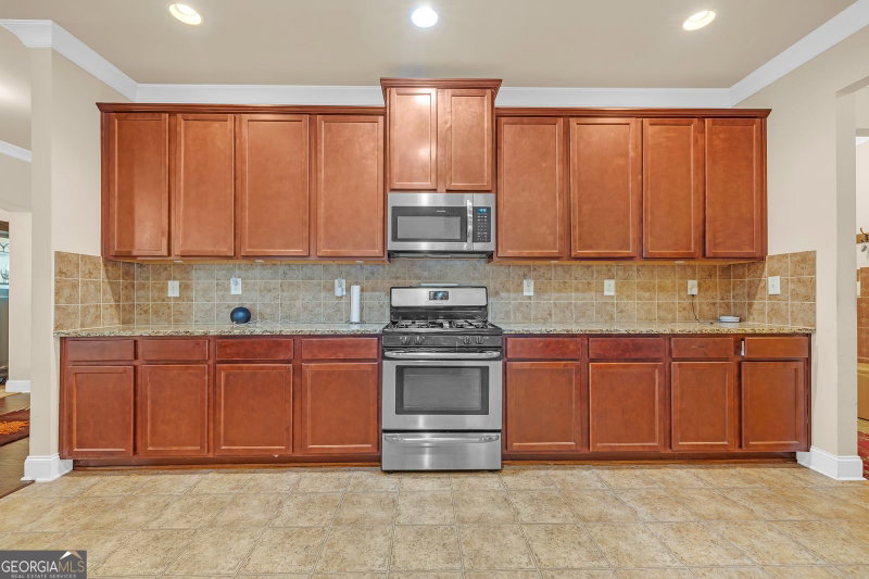 Photo 14 of 891 Lorrimont Lane