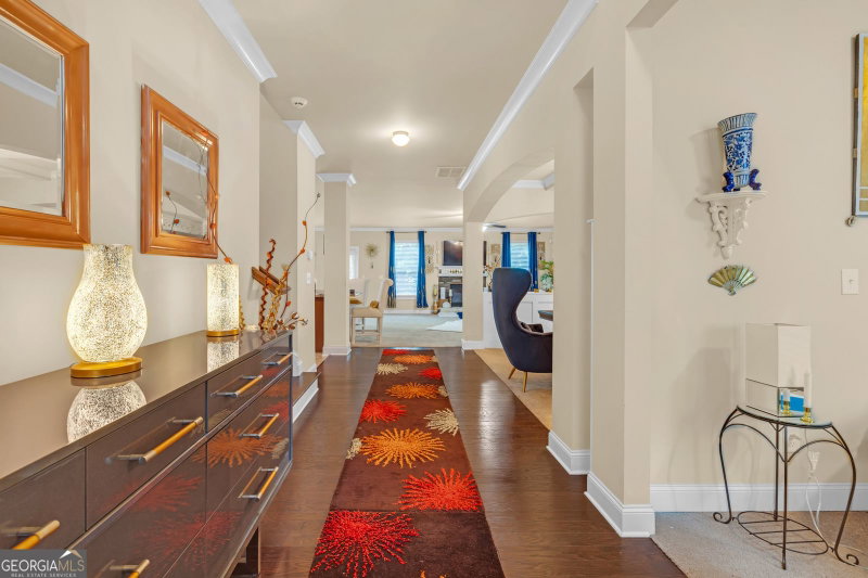 Photo 6 of 891 Lorrimont Lane