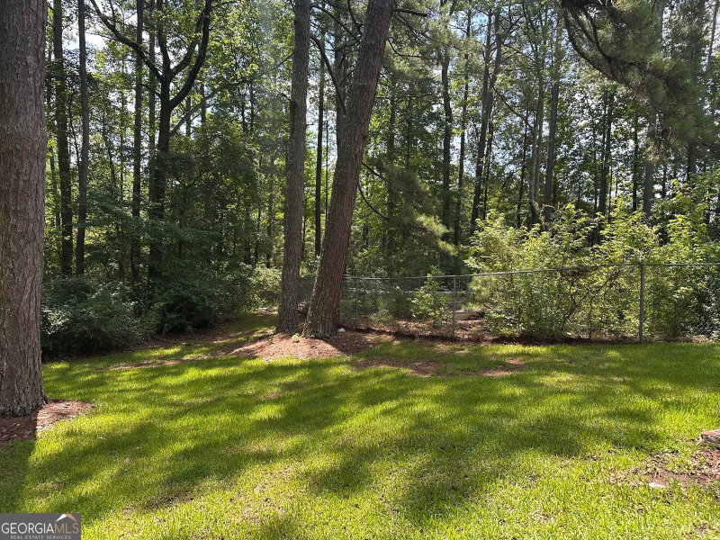 Photo 16 of 4520 Thompson Road