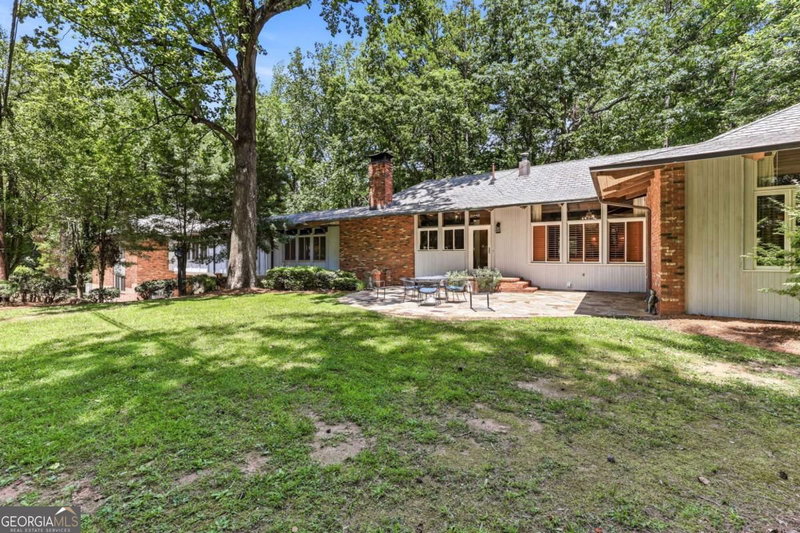 Photo 16 of 1403 Springdale Road