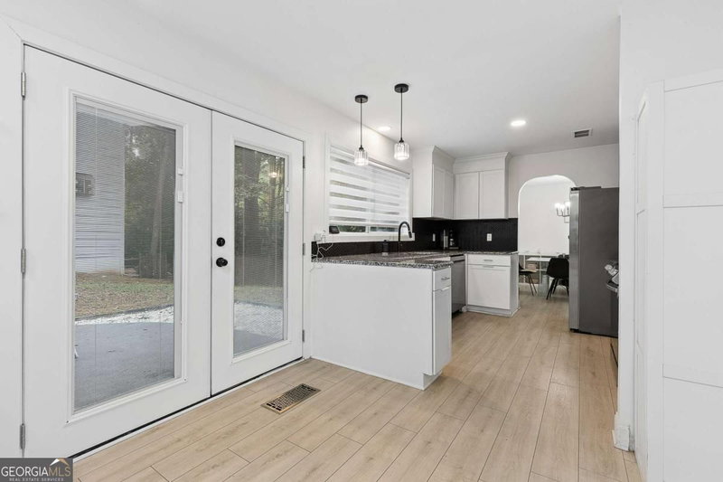 Photo 16 of 700 Cedar Knoll Drive