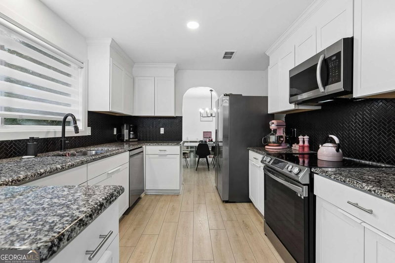 Photo 18 of 700 Cedar Knoll Drive