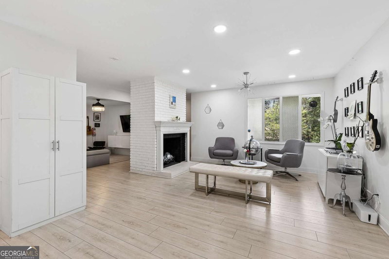 Photo 7 of 700 Cedar Knoll Drive