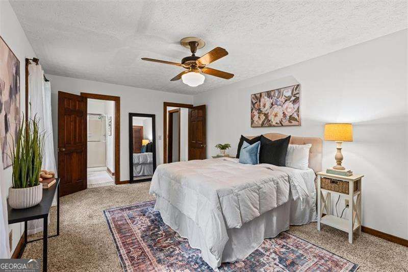 Photo 13 of 4037 Crossfield Place