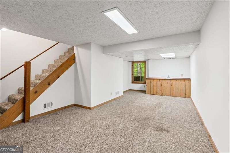 Photo 18 of 4037 Crossfield Place
