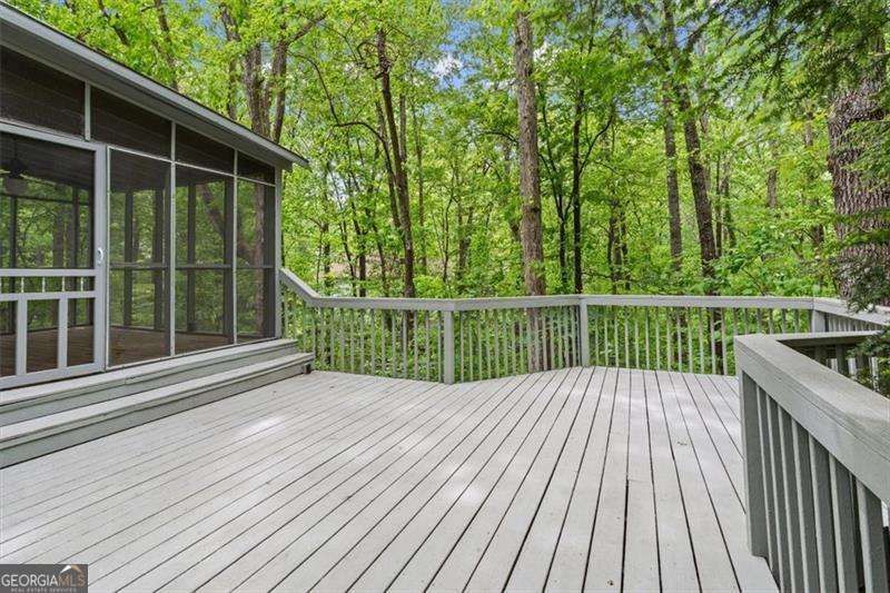 Photo 7 of 4037 Crossfield Place