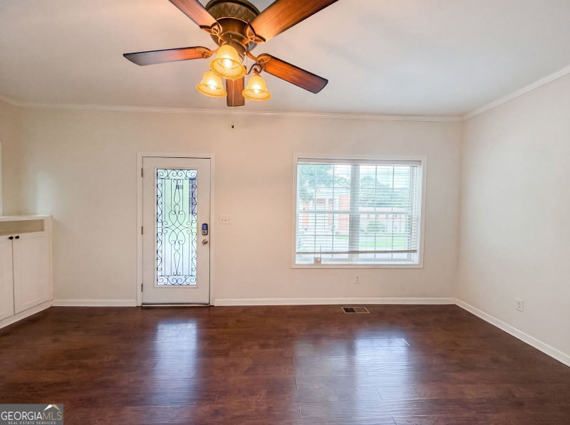 Photo 7 of 1773 Sylvan Road SW