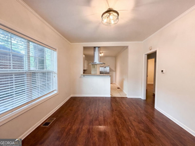 Photo 10 of 1773 Sylvan Road SW