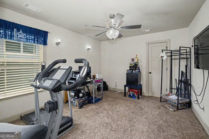 Photo 20 of 102 Brookstone Drive