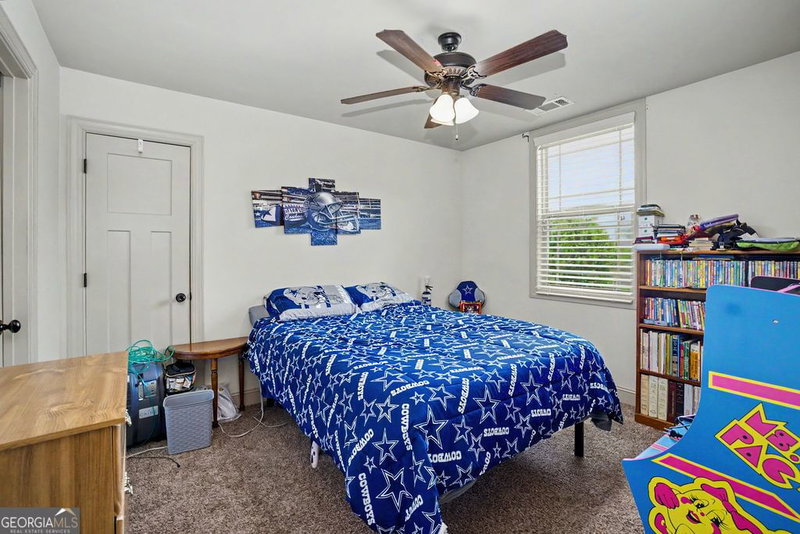 Photo 24 of 102 Brookstone Drive
