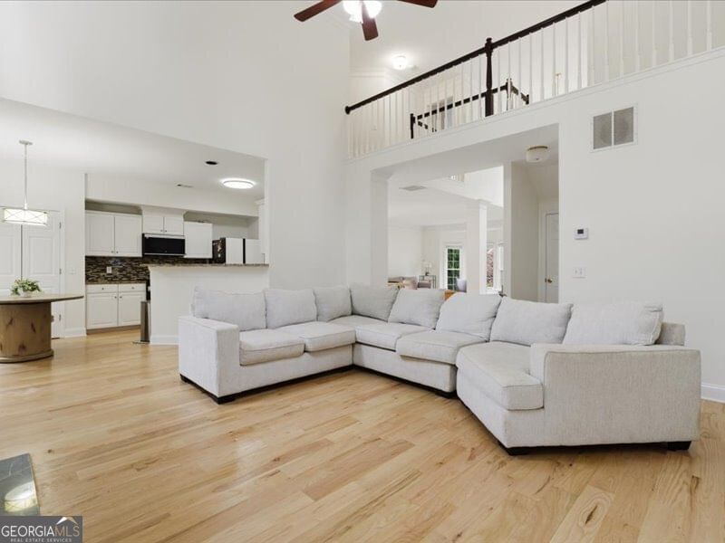 Photo 16 of 3125 Wyntree Drive