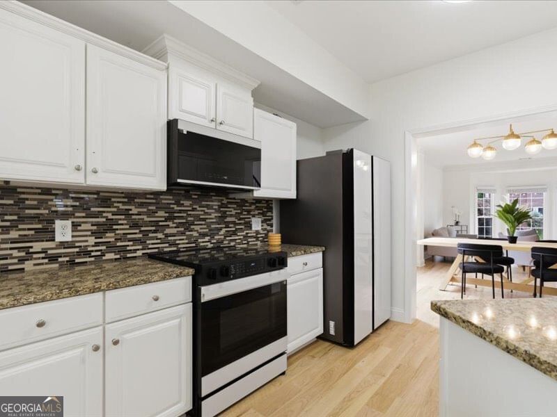 Photo 10 of 3125 Wyntree Drive