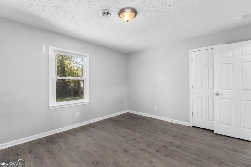 Photo 23 of 501 Timber Ridge Court