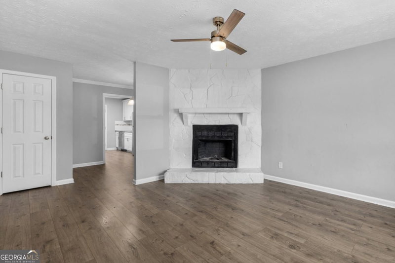 Photo 4 of 501 Timber Ridge Court