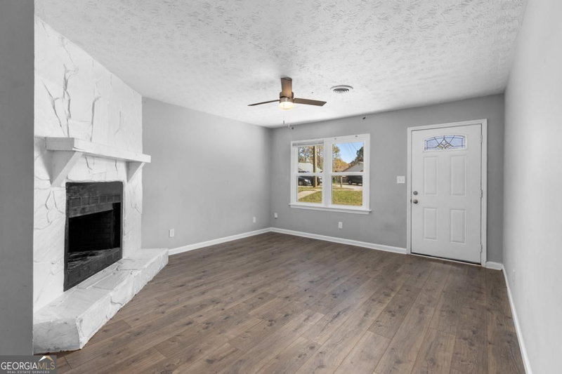 Photo 7 of 501 Timber Ridge Court