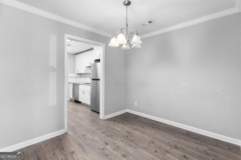 Photo 8 of 501 Timber Ridge Court