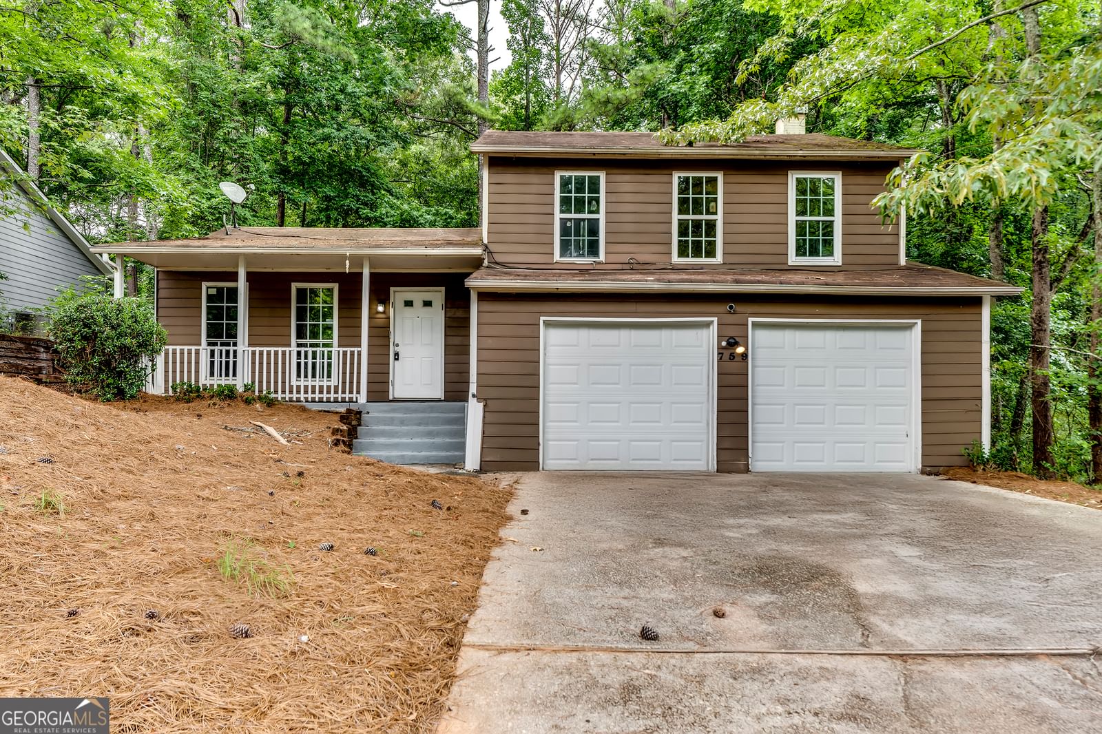 759 Greenhedge Drive, Stone Mountain, GA 30088
