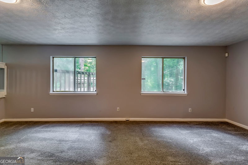Photo 15 of 759 Greenhedge Drive