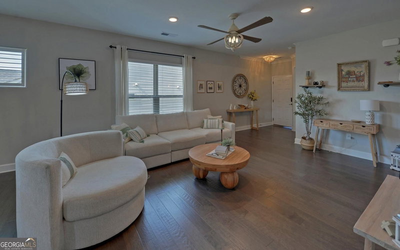 Photo 10 of 5690 Maple Bluff Way