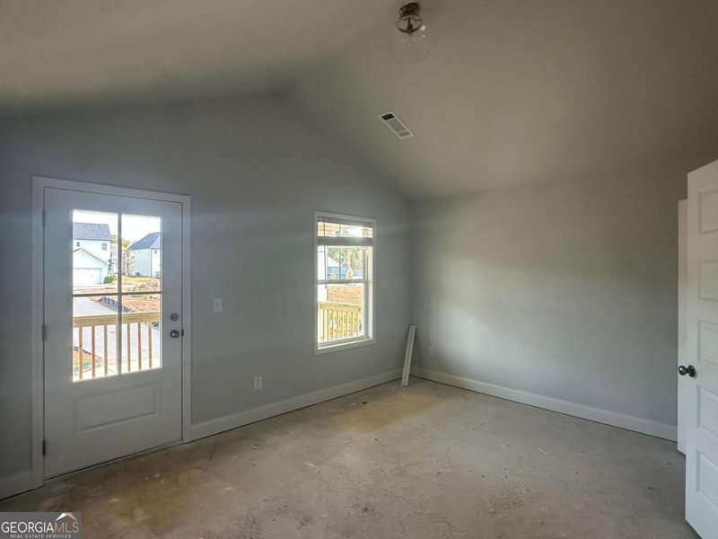 Photo 12 of 360 Summerville Lane