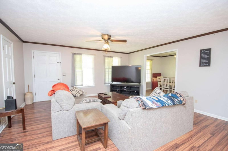 Photo 6 of 128 Robinhood Drive