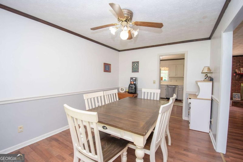 Photo 8 of 128 Robinhood Drive