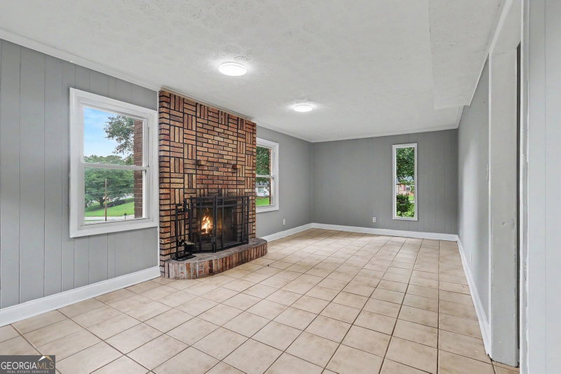 Photo 17 of 3124 Stanford Circle