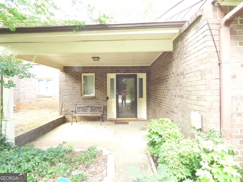 Photo 2 of 1572 Circlestone Drive