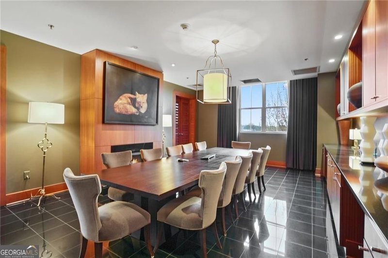 Photo 31 of 2881 Peachtree Road NE #1105