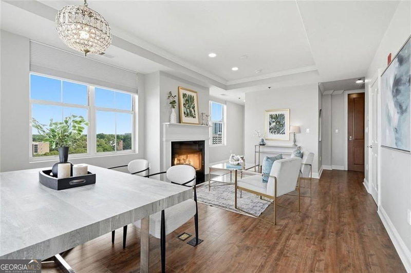 Photo 5 of 2881 Peachtree Road NE #1105