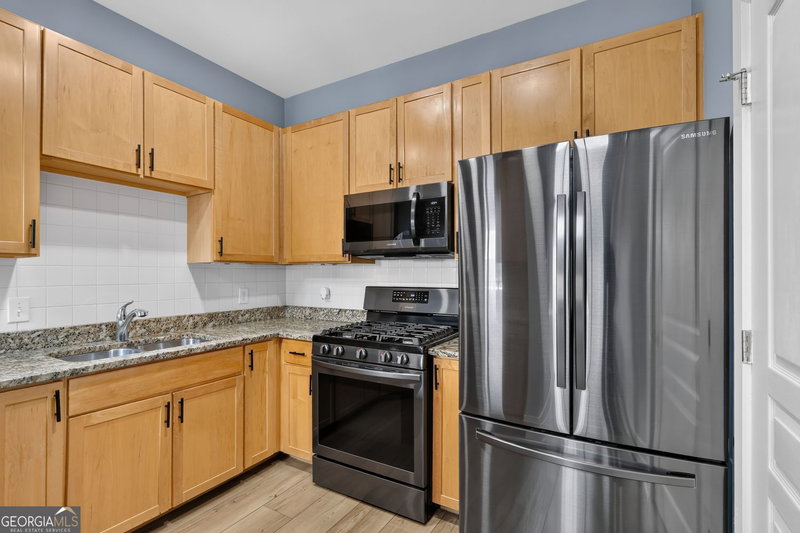 Photo 5 of 799 Hammond Drive NE #417