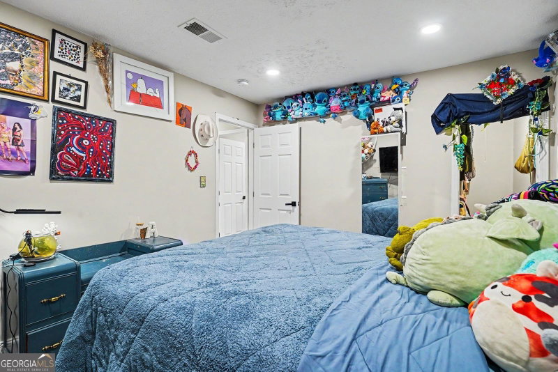 Photo 15 of 166 Kipling Way