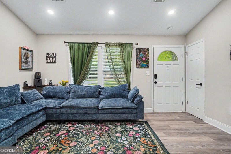 Photo 5 of 166 Kipling Way