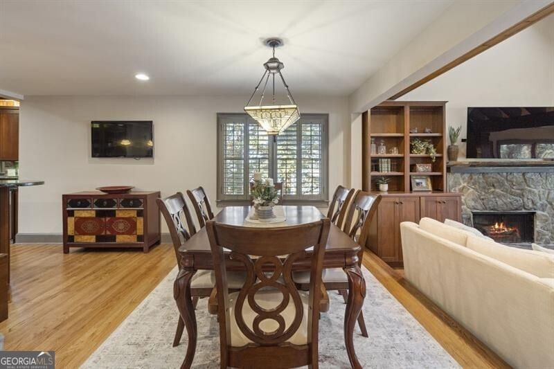 Photo 12 of 6402 Lakeview Drive