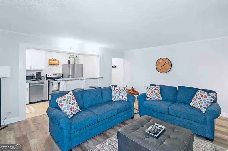 300 Peachtree Street NE #10O