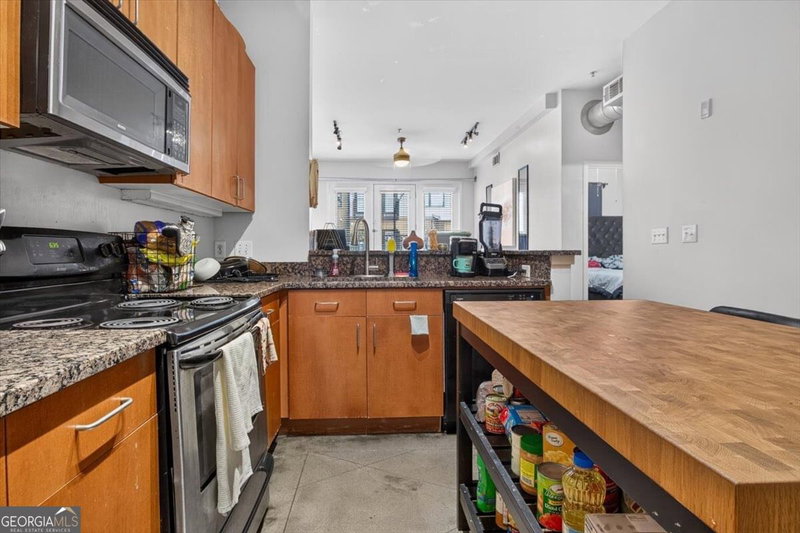 Photo 8 of 5300 Peachtree Road #311