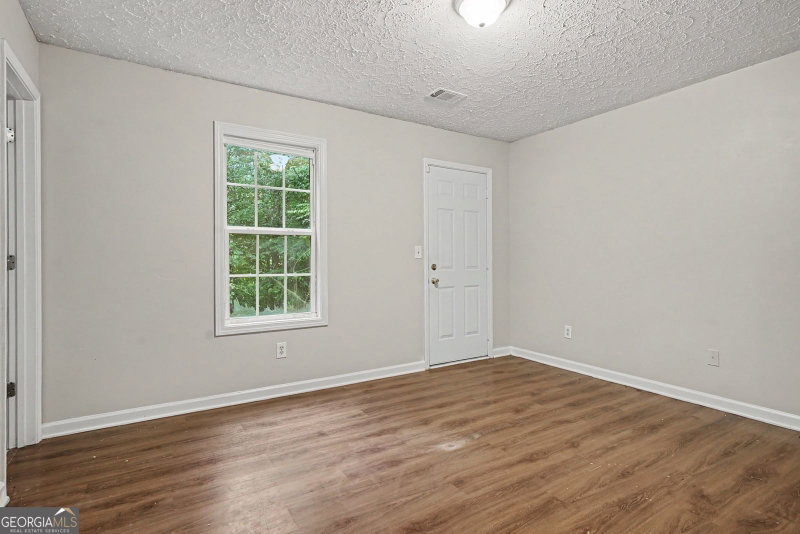 Photo 21 of 1705 Bismarck Circle