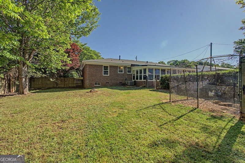Photo 27 of 185 Northcrest Drive