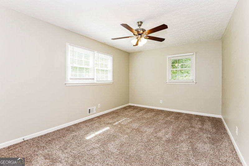 Photo 13 of 6581 Windsor Drive