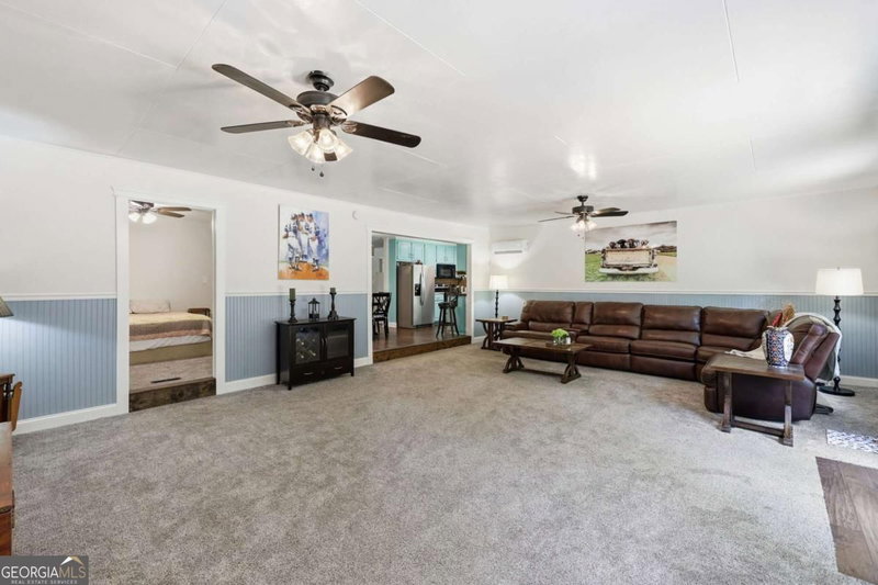 Photo 32 of 101 Fairlane Court