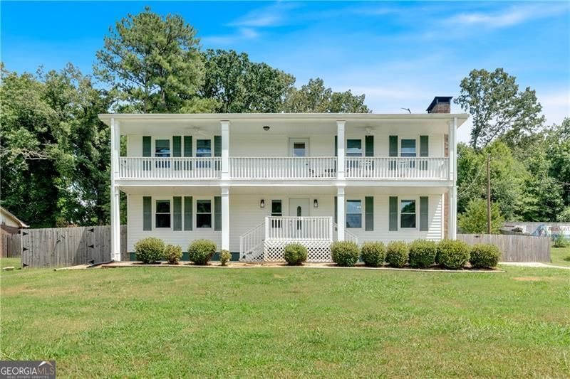 32 Baker Road SE