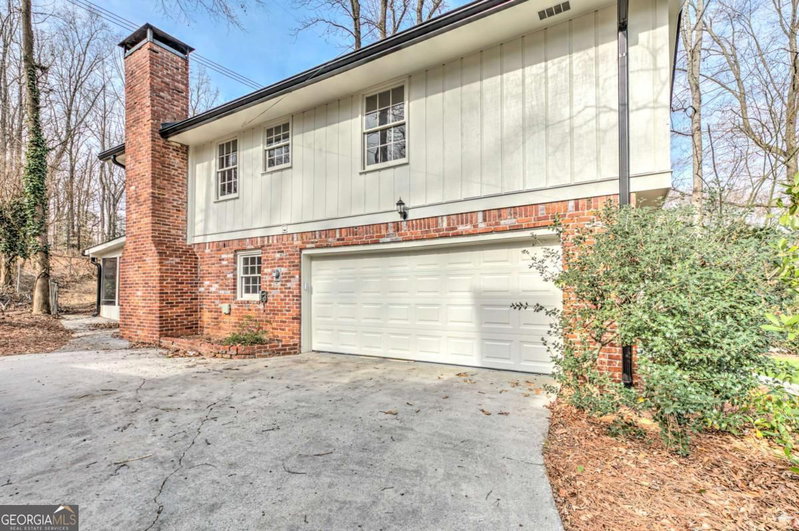 Photo 9 of 1257 Witham Drive