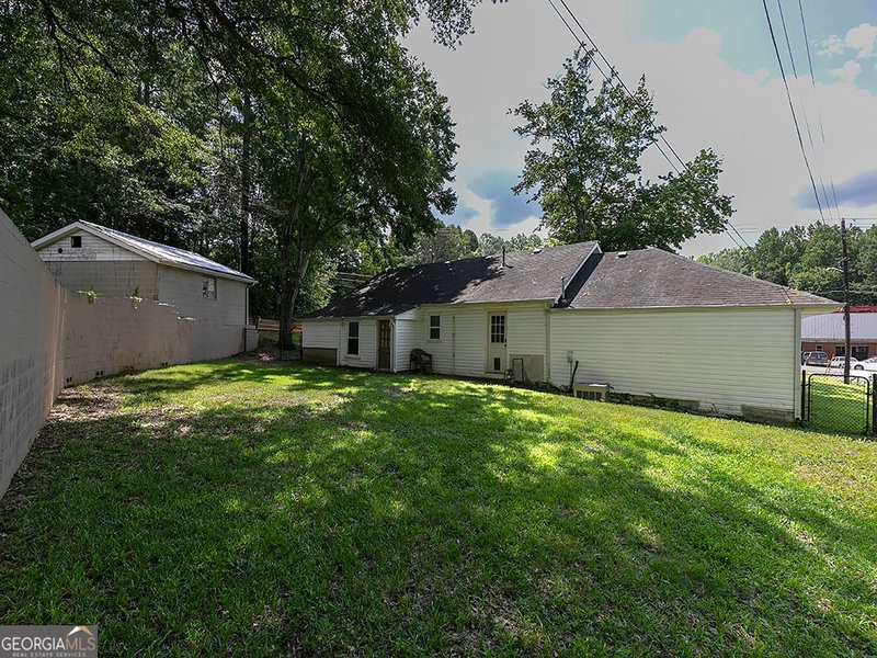 Photo 28 of 234 E Memorial Drive