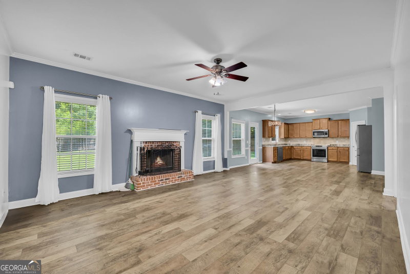 Photo 14 of 1729 Lakeland Lane