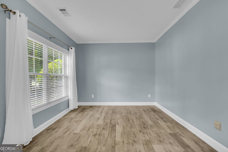 Photo 7 of 1729 Lakeland Lane