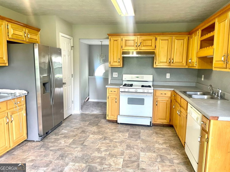 Photo 13 of 3095 Oak Grove Road