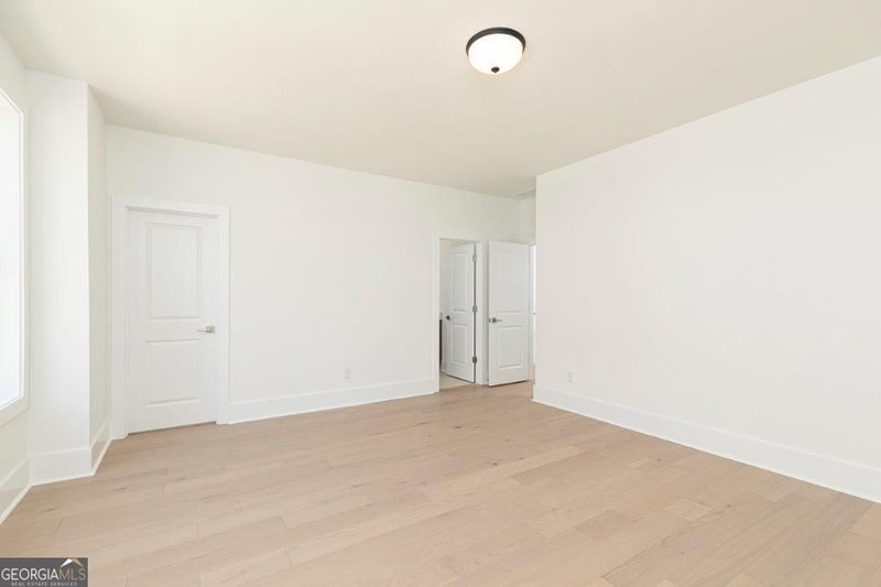 Photo 22 of 2255 Crestview Drive NE #43