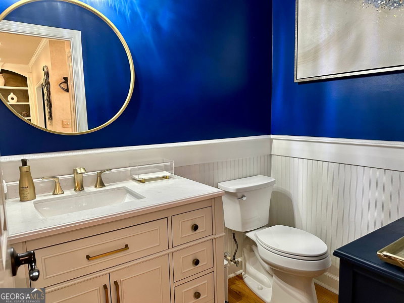 Photo 12 of 4421 Lucerne Place SW
