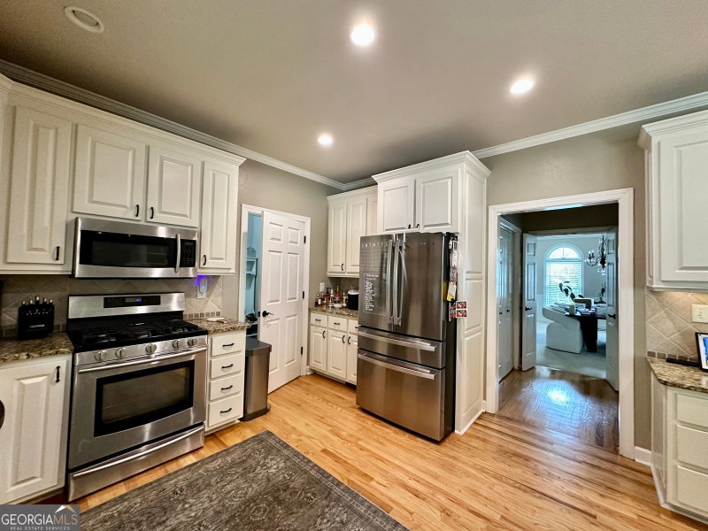 Photo 18 of 4421 Lucerne Place SW
